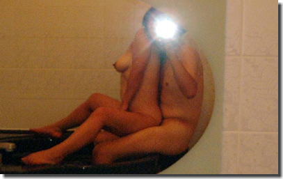 鏡撮りでハメ撮りする素人カップルのセックス画像集 ①